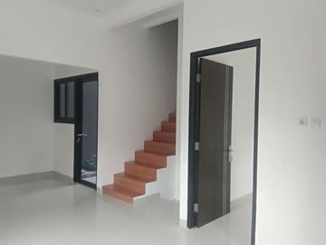 Rumah Siap Huni di Jatiasih Bekasi 2 LANTAI FULL BATA MERAH