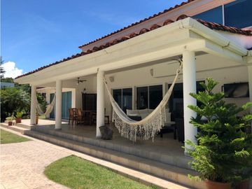 Venta de casa en Coronado, Club de Golf