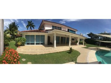 Venta de casa en Coronado, Club de Golf