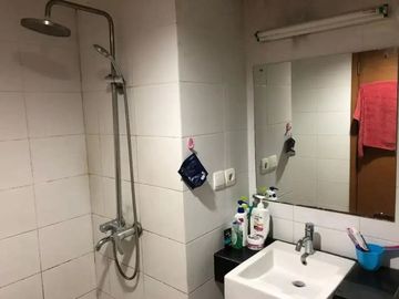 Studio 34 m2 Lt 16 Apartemen Beverly Dago Bandung