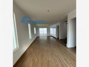 CASA EN VENTA EN SAN JUAN DEL RIO QUERETARO