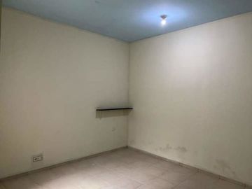 JUAL Rumah Strategis di Sarijadi Bandung