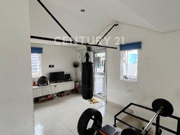 Rumah SHM 3 Lantai Furnished Di Cipayung Jakarta Timur