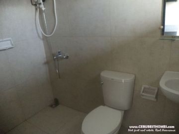 1 BR Spacious Condo for Rent in Subangdaku Mandaue Cebu
