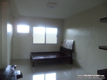 1 BR Spacious Condo for Rent in Subangdaku Mandaue Cebu