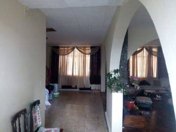 Casa de Venta en Cañaribamba cerca al Hospital Regional, Cuenca, Azuay