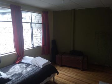Casa de Venta en Cañaribamba cerca al Hospital Regional, Cuenca, Azuay