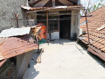 Di Jual Rumah 7 Kamar di Babakan Sari Kiaracondong Bandung