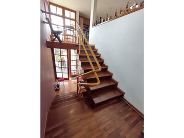 LA MOLINA - VENTA LINDA CASA - REA 484 m2