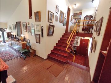 LA MOLINA - VENTA LINDA CASA - REA 484 m2