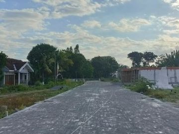 Rumah Dijual Konsep Mezzanine Di Prambanan!!