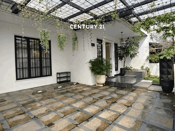 Rumah 2 Lantai Di Sektor 2 Bintaro EF 18448
