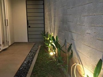 Town House Modern Asri Nyaman Strategis Pondok Bambu Jakarta