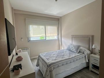 SEMIPISO 3 AMB C/COCHERA,  PALLIER PRIVADO, EXCELENTE UBICACIÓN Y ESTADO