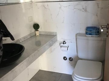 SEMIPISO 3 AMB C/COCHERA,  PALLIER PRIVADO, EXCELENTE UBICACIÓN Y ESTADO