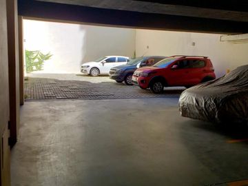 SEMIPISO 3 AMB C/COCHERA,  PALLIER PRIVADO, EXCELENTE UBICACIÓN Y ESTADO