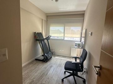 SEMIPISO 3 AMB C/COCHERA,  PALLIER PRIVADO, EXCELENTE UBICACIÓN Y ESTADO