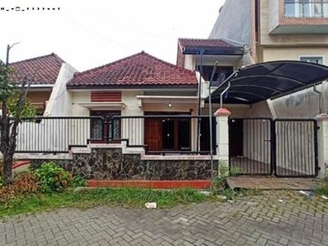 Rumah Wisma Mukti Klampis Semalang Indah Hadap Selatan