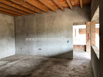 CASA  EN TEQUISQUIAPAN  GRANJAS RESIDENCIALES REYNA