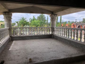 CASA  EN TEQUISQUIAPAN  GRANJAS RESIDENCIALES REYNA