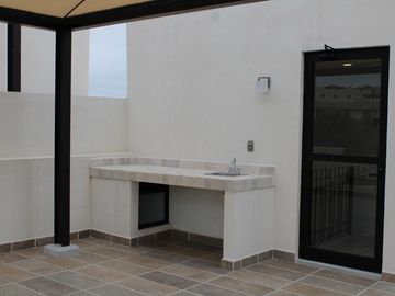 Casa a estrenar en Venta en Zibatá con Roof Garden