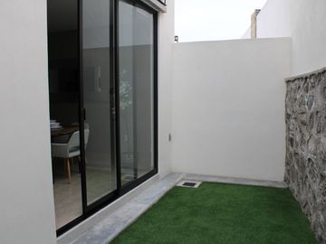 Casa a estrenar en Venta en Zibatá con Roof Garden