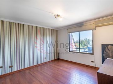 Departamento en Venta en L. Pasteur / Luis Carrera - Elegante Dúplex Buenos Espacios