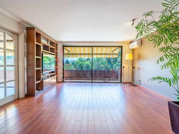 Departamento en Venta en L. Pasteur / Luis Carrera - Elegante Dúplex Buenos Espacios