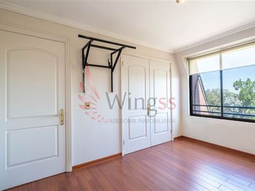Departamento en Venta en L. Pasteur / Luis Carrera - Elegante Dúplex Buenos Espacios
