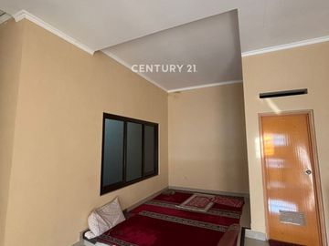 Rumah 2 Lantai Nyaman Siap Huni Strategis Di Setraduta Bandung