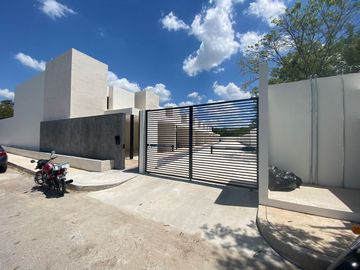 Casa en venta en Dzitya