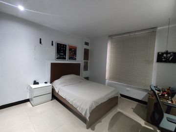 apartamento en venta en aguacatal. Cod V11560