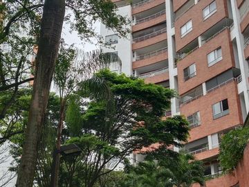 apartamento en venta en aguacatal. Cod V11560