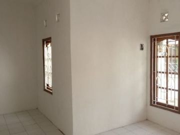 DIJUAL RUMAH TERMURAH DLM PERUM PINGGIR JALAN DI PURWOMARTANI DEKAT PAMELLA 7