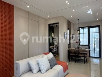 KPR Tanpa DP Rumah Classic 4 Kamar Tidur Murah Dekat Stasiun KRL