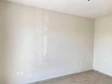 CASA EN VENTA EN RESIDENCIAL EL DORADO, SALIA A SILAO, PUERTO INTERIOR,FRACC. PRIVADO, EN LEÓN GTO