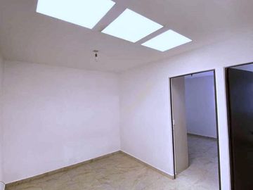 CASA EN VENTA EN RESIDENCIAL EL DORADO, SALIA A SILAO, PUERTO INTERIOR,FRACC. PRIVADO, EN LEÓN GTO