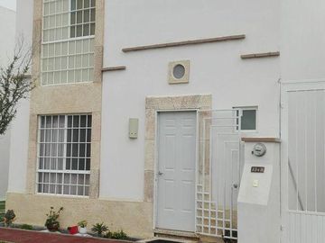 CASA EN VENTA EN RESIDENCIAL EL DORADO, SALIA A SILAO, PUERTO INTERIOR,FRACC. PRIVADO, EN LEÓN GTO