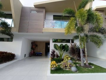 CASA EN VENTA URBANIZACIÓN PALMAR DE SEVILLA|1167