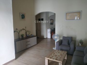 Dijual Rumah Luas Harga Menarik Di Dekat Bintaro Sektor 5