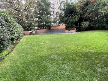 Departamento en venta de 3 dorm. en Las Condes