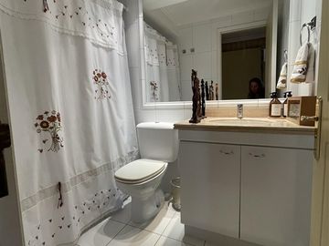 Departamento en venta de 3 dorm. en Las Condes