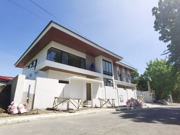 For Sale: Brand New Modern House in Marcelo Green Village, Paranaque