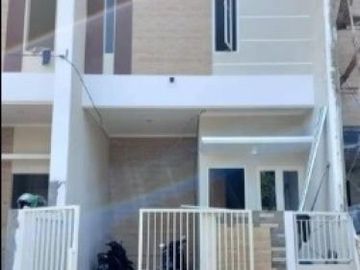 Rumah Baru Minimalis Nginden Intan Dekat Pusat Kota