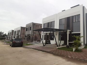 JUAL RUMAH KOST MEWAH DI GALUHMAS KARAWANG