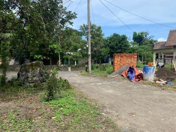 Cari Rumah Murah Harga 200jutaan Di Prambanan Dengan Konsep Klasik Ke Barat-Baratan?? Yuk Cek Disini.