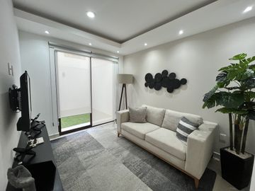 Casa en venta en privada cerrada en Zibata Queretaro