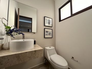 Casa en venta en privada cerrada en Zibata Queretaro