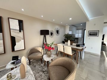 Casa en venta en privada cerrada en Zibata Queretaro