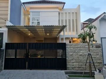 Rumah Mewah Minimalis Araya Strategis Dekat Semolowaru,UHT,MERR